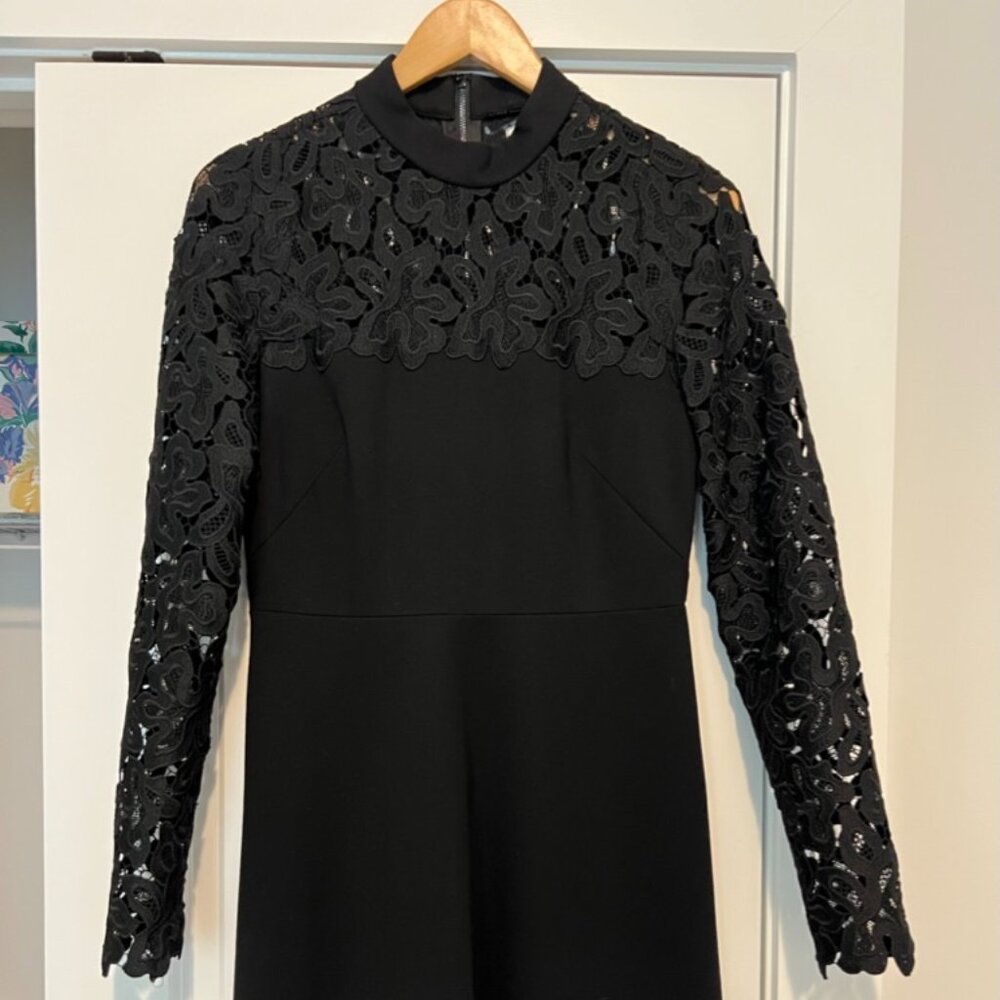 Elie Tahari Lace Sleeve Fit & Flare Dress - Size 4